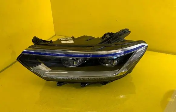 Volkswagen PASSAT B8 Headlight/headlamp 3G1941081F