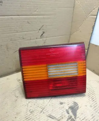 Volkswagen PASSAT B4 Rear/tail lights 3A9945107