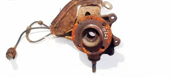 Peugeot 406 Front wheel hub