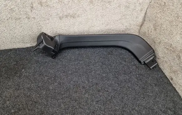 Audi Q7 4M Tailgate/trunk side cover trim 4M0867608E