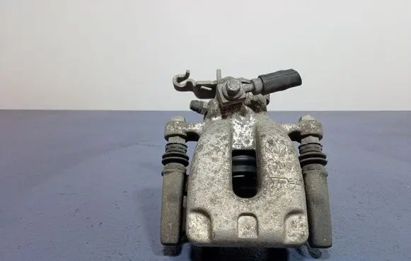 Skoda Octavia Mk3 (5E) Rear brake caliper