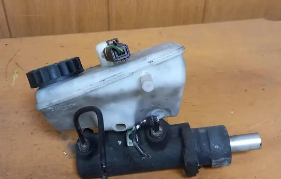 Peugeot 307 ABS Pump 221573