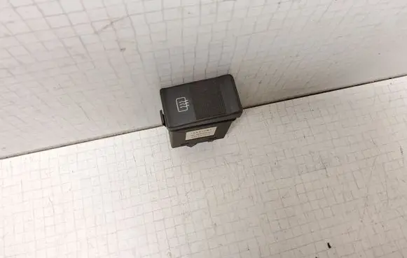 Audi A6 S6 C4 4A Windscreen/window heater switch 893941503