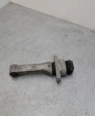KIA Sportage Gearbox mount 21957D9000