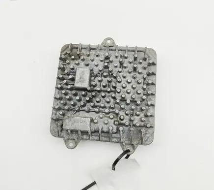 BMW 5 G30 G31 G38 LED ballast control module 8491412 10EEG182069