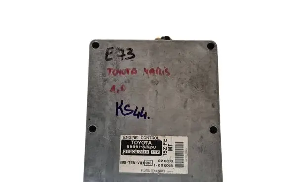 Toyota Yaris Engine control unit/module 8966152060