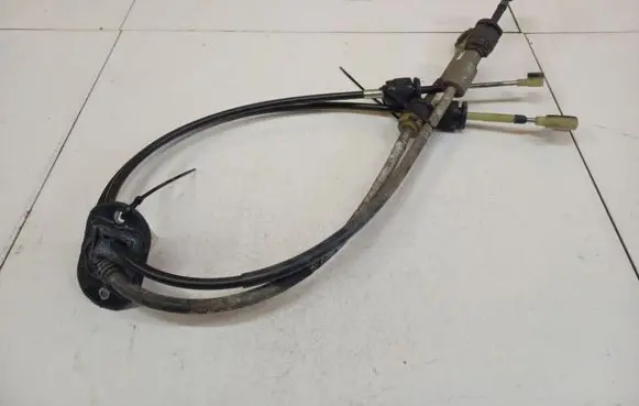 Ford C-MAX II Gear shift cable linkage 