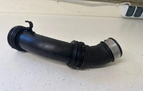 Volkswagen Transporter - Caravelle T5 Intercooler hose/pipe 7H0145955 0281002976 231023T220012C