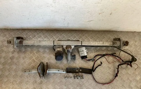 BMW 5 E39 Tow bar set E1000287 6908767