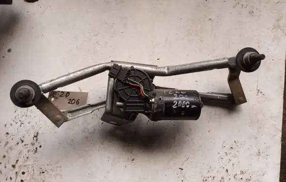 Peugeot 206 Front wiper linkage 