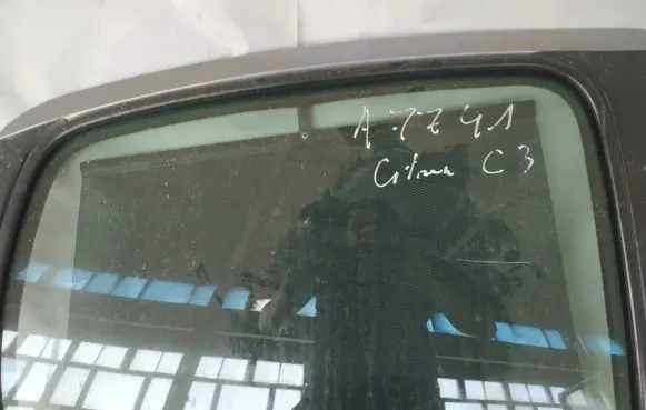 Citroen C3 Rear door window glass