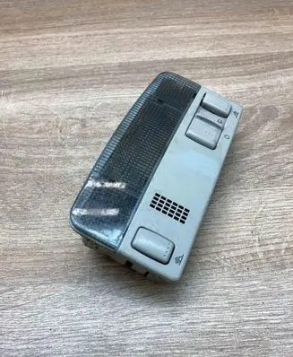 Volkswagen Golf IV Front seat light 3B0947105C