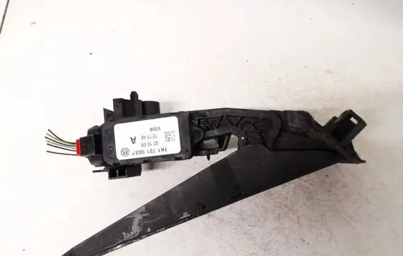 Volkswagen Golf V Accelerator throttle pedal 1k1721503p