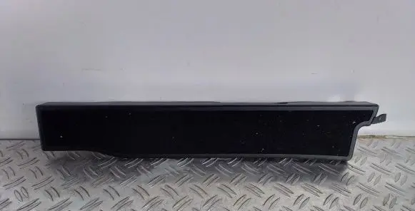 Lexus CT 200H Other trunk/boot trim element 5841876020