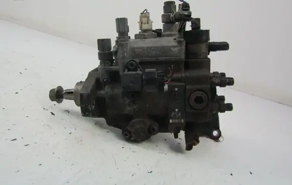 Toyota Avensis T220 Fuel injection (other) 221006E140