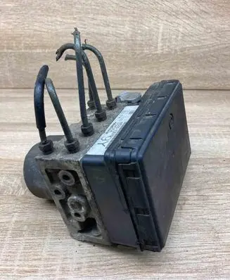 Toyota Corolla E120 E130 ABS Pump 8954113040 4451013070 WithPlug