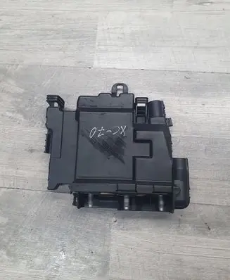 Volvo XC70 Fuse module 30659092 523104 21022016