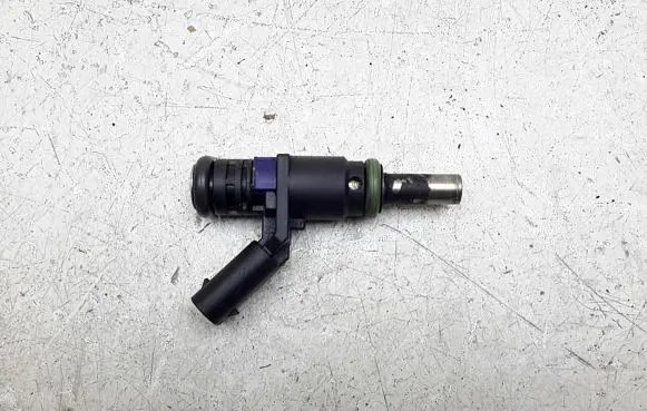 Mercedes-Benz A W169 Fuel injector A0000788749