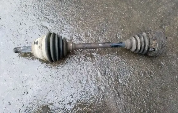 Volkswagen PASSAT B4 Front driveshaft