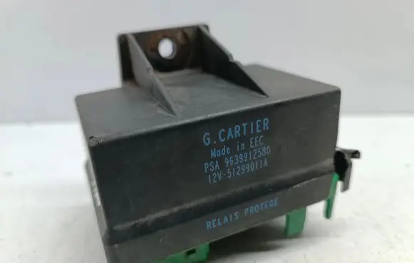 Glow plug pre-heat relay