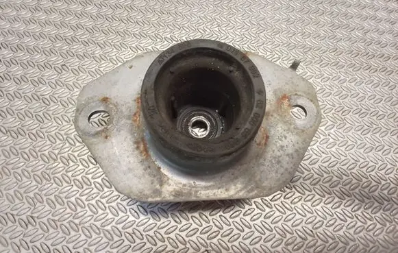 Opel Vivaro Engine mount bracket 91167992