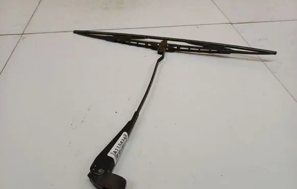 Audi 80 90 B2 Front wiper blade arm