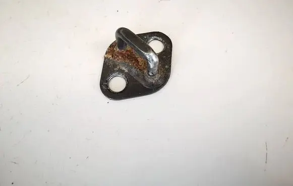 KIA Carens II Rear door lock loop/hook striker 