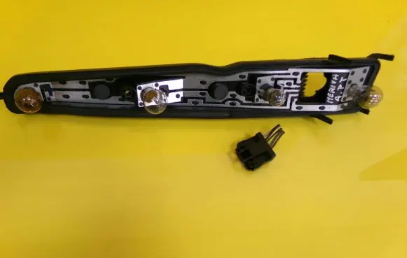 Opel Meriva A Tail light bulb cover holder