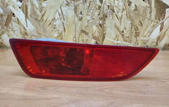 Volvo XC60 Rear tail light reflector