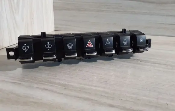 Peugeot 3008 I A set of switches 96638425XT