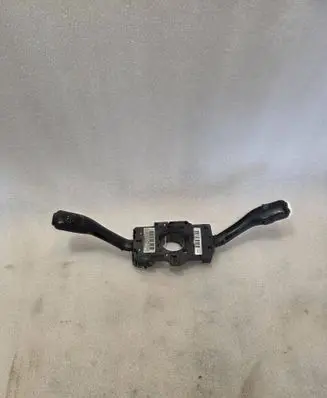 Audi A6 S6 C5 4B Wiper turn signal indicator stalk/switch 8L0953513H