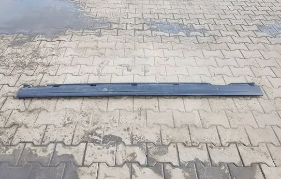Volkswagen PASSAT CC Foot area side trim 