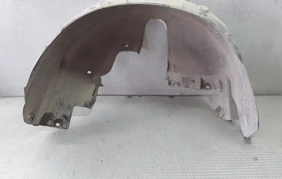 Audi A8 S8 D2 4D Rear arch fender liner splash guards