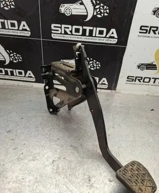 Mercedes-Benz Sprinter W906 Brake pedal A9062900901