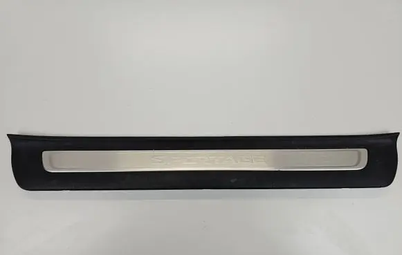 KIA Sportage Front sill trim cover 85884F1500