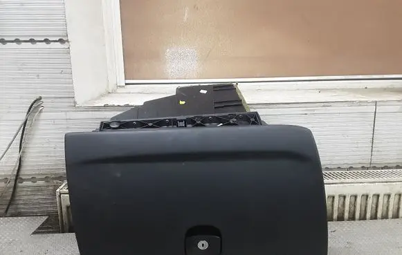 Peugeot 407 Glove box set 