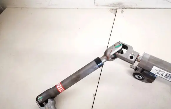 KIA Sportage Steering column universal joint