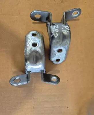 Hyundai ix35 Front door hinge set 
