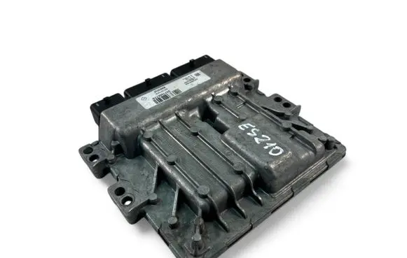 Renault Kadjar Engine control unit/module ECU 237106677R 237107137R