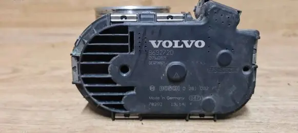 Volvo XC90 Throttle valve 8692720 0281002701