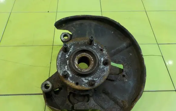 Mazda CX-7 Front wheel hub spindle knuckle PRZOD