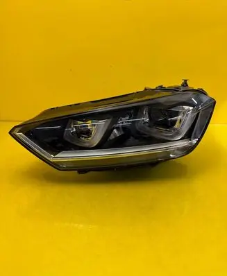 Volkswagen Golf Sportsvan Headlight/headlamp 517941033B