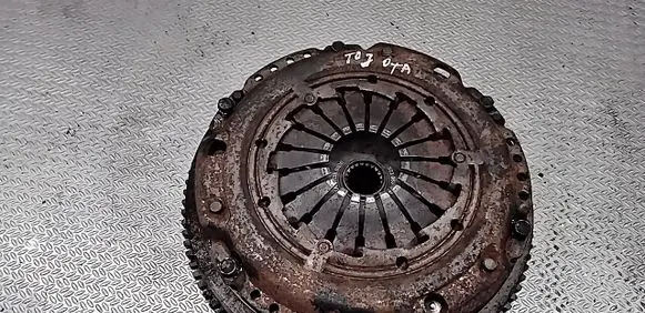 Toyota Avensis T250 Clutch set kit 323063410