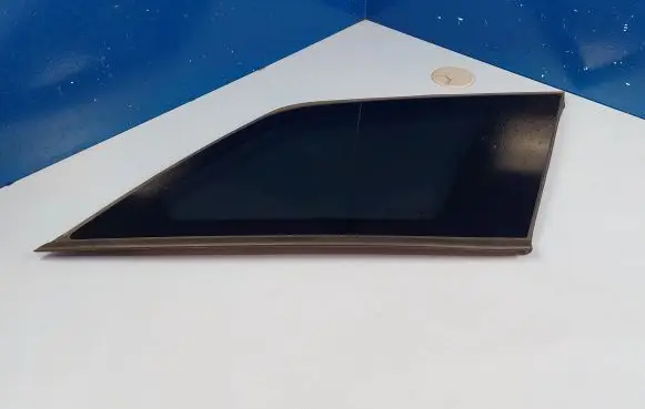 Peugeot 5008 II Rear side window 9812842080 9814372780