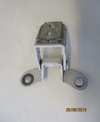Renault Twingo III Rear door upper hinge