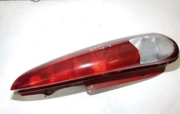 Chevrolet Tacuma Rear/tail lights
