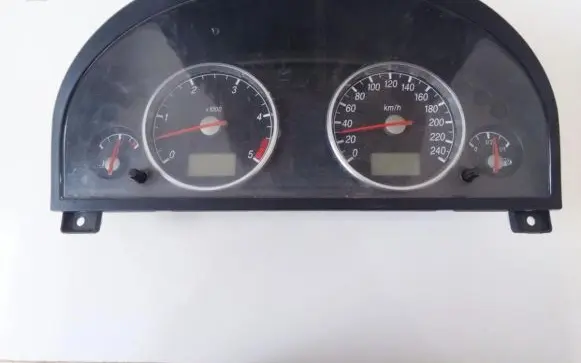Ford Mondeo Mk III Speedometer (instrument cluster)