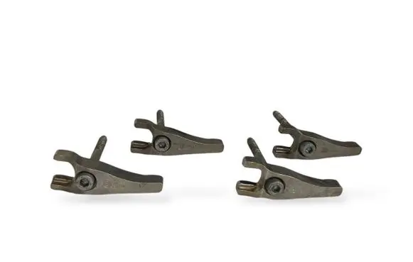 Ford Mondeo MK IV Fuel Injector clamp holder 
