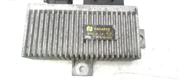 Renault Kangoo I Glow plug pre-heat relay 7700109860