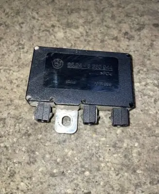 BMW 3 E46 Antenna control unit 65248380944